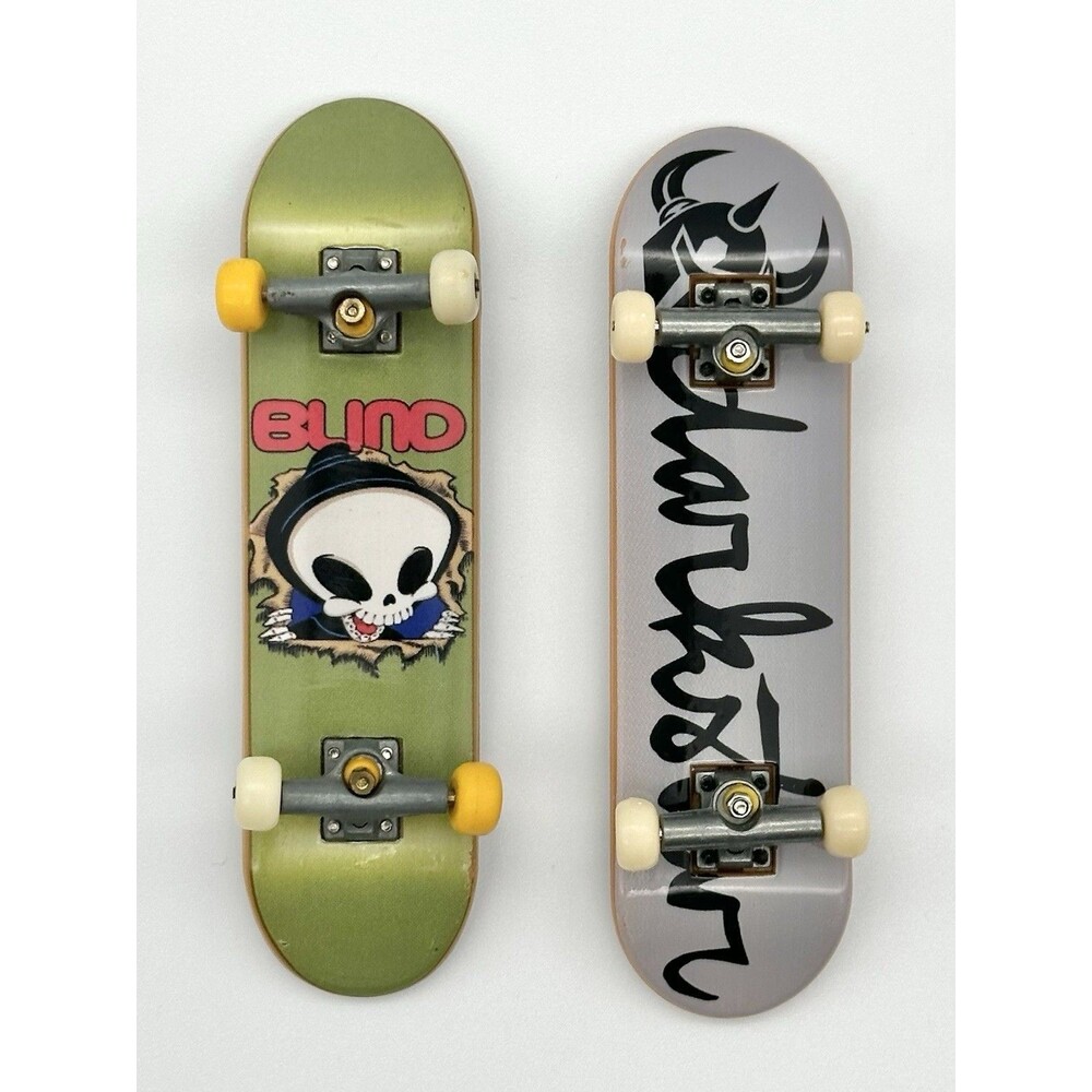 2pc Lot Vtg Tech Deck 96mm Fingerboards Blind Reaper Green & Darkstar Script